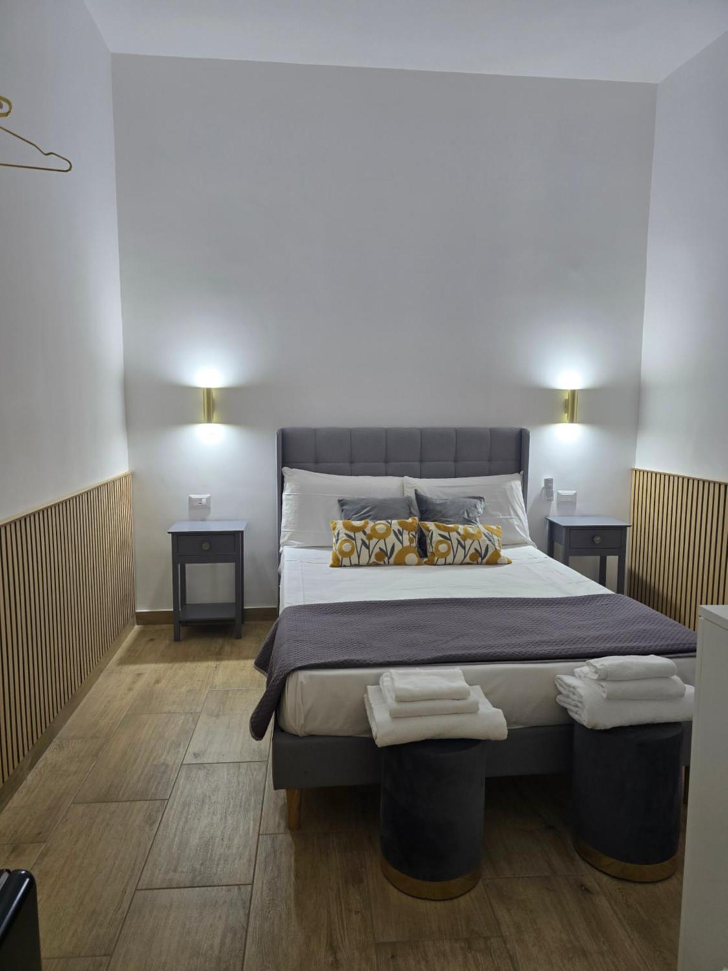 Ventre Luxury Rooms Neapel Exteriör bild